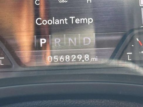 Used 2022 RAM 1500 Laramie AWD/4WD image 14