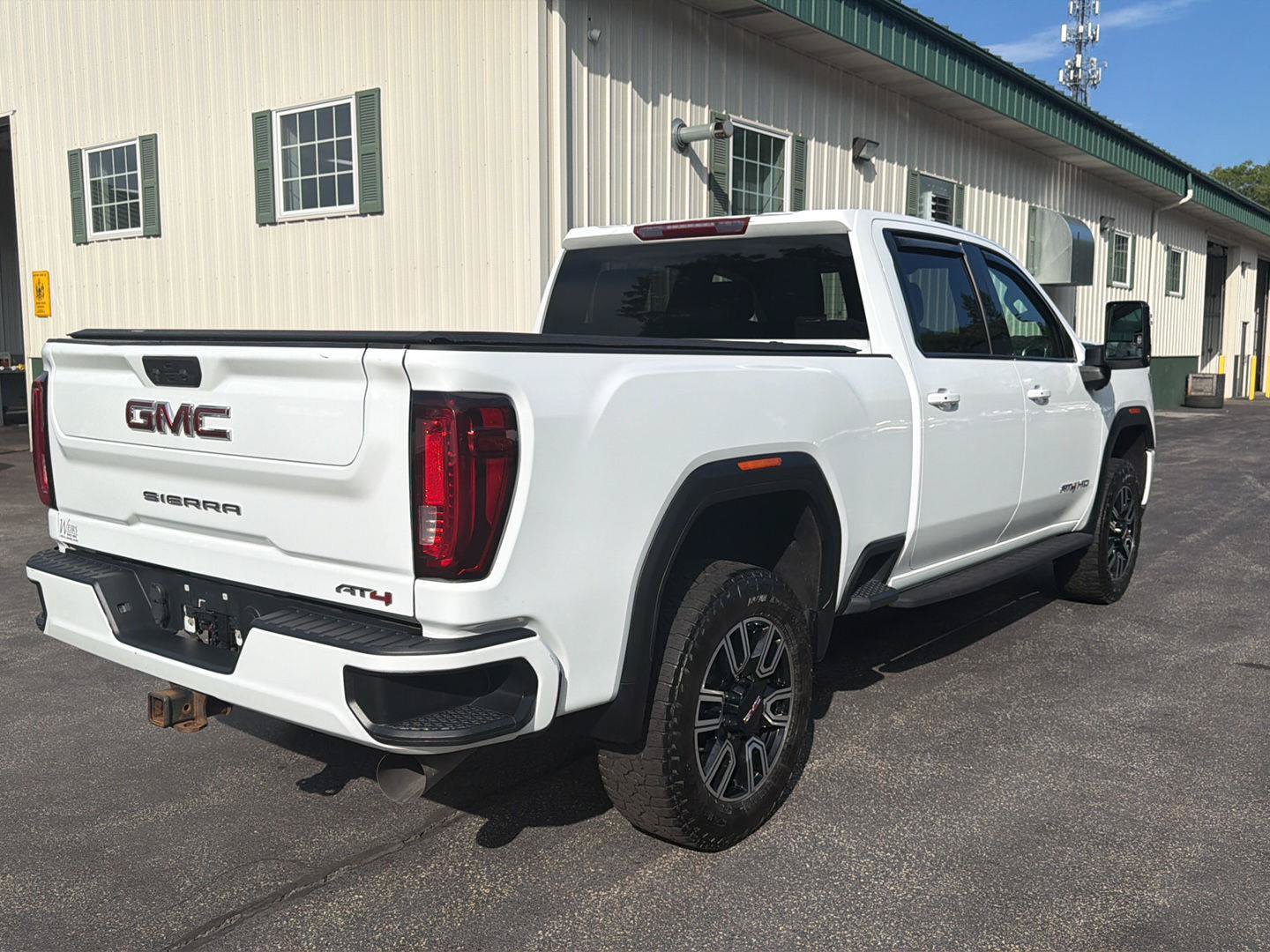 Certified 2022 GMC Sierra 2500 AT4 AWD/4WD image 5