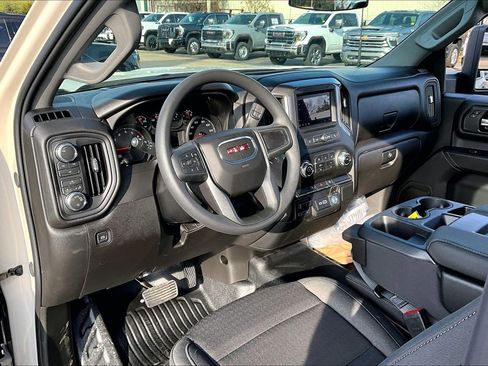 New 2026 GMC Sierra 3500 Pro image 6