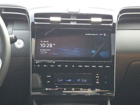 Certified 2024 Hyundai Santa Cruz Limited AWD/4WD image 14
