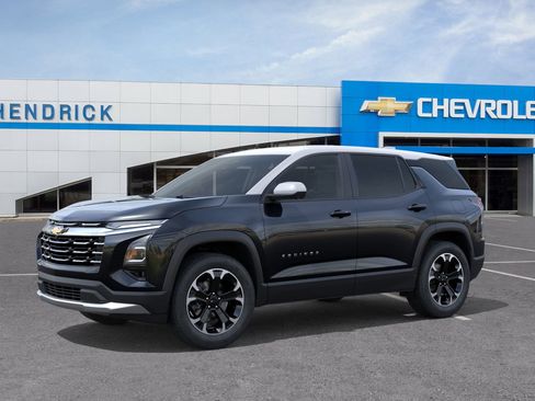 New 2026 Chevrolet Equinox LT image 3