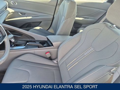 Certified 2025 Hyundai Elantra Sport FWD image 14