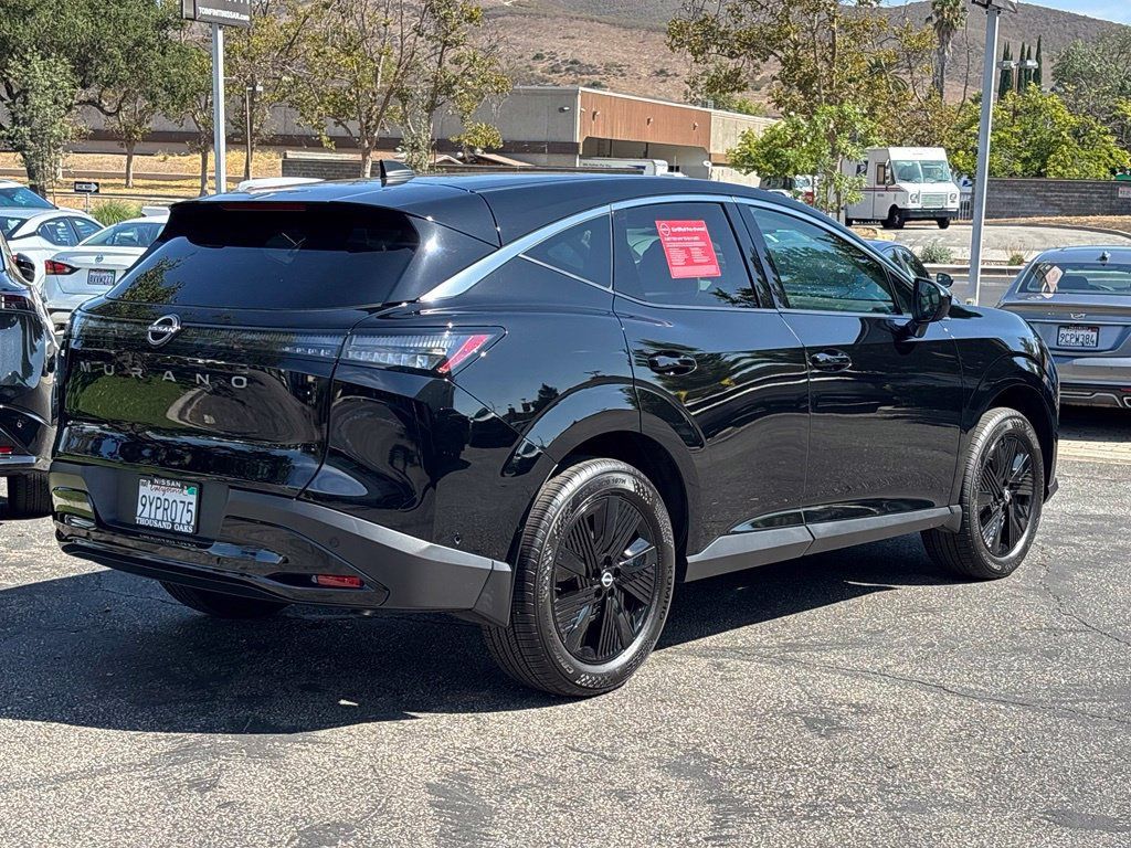 Certified 2025 Nissan Murano SV FWD image 3