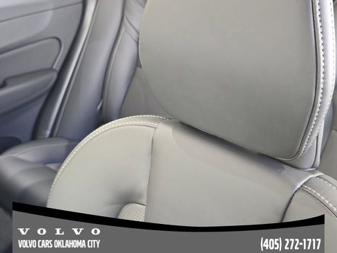 New 2026 Volvo XC60 B5 Ultra w/ Protection Package Premier AWD/4WD image 14
