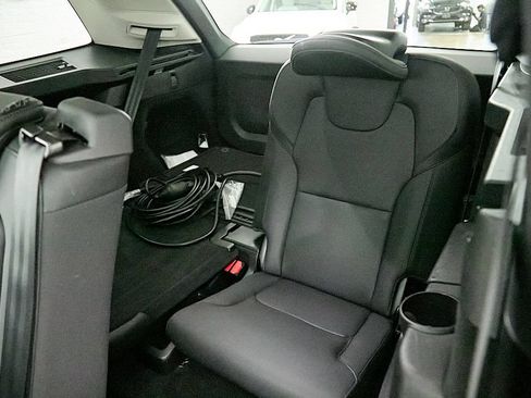 Certified 2024 Volvo XC90 T8 Plus AWD/4WD image 23