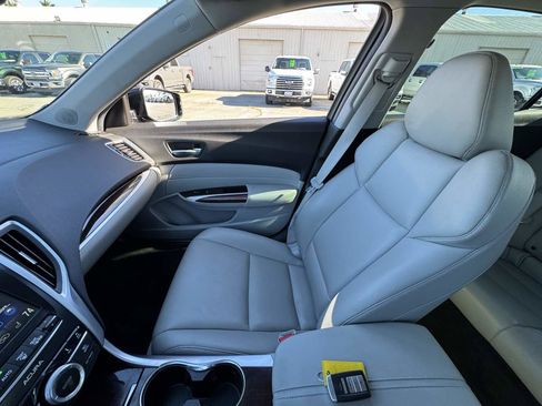 Used 2016 Acura TLX image 37