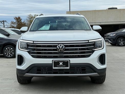 New 2026 Volkswagen Atlas SE image 5