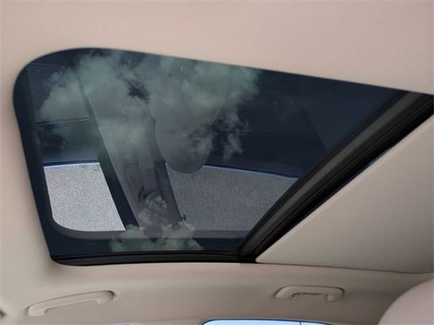 Certified 2026 Genesis GV70 2.5T Select image 18