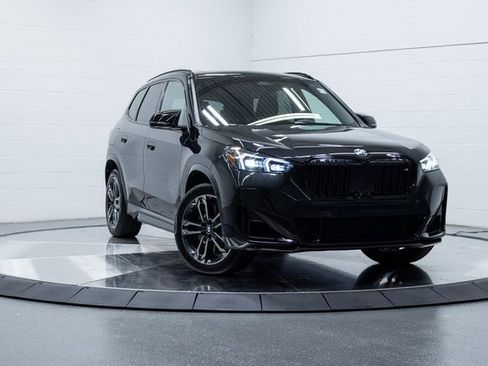 Certified 2025 BMW X1 M35i w/ Premium Package image 4