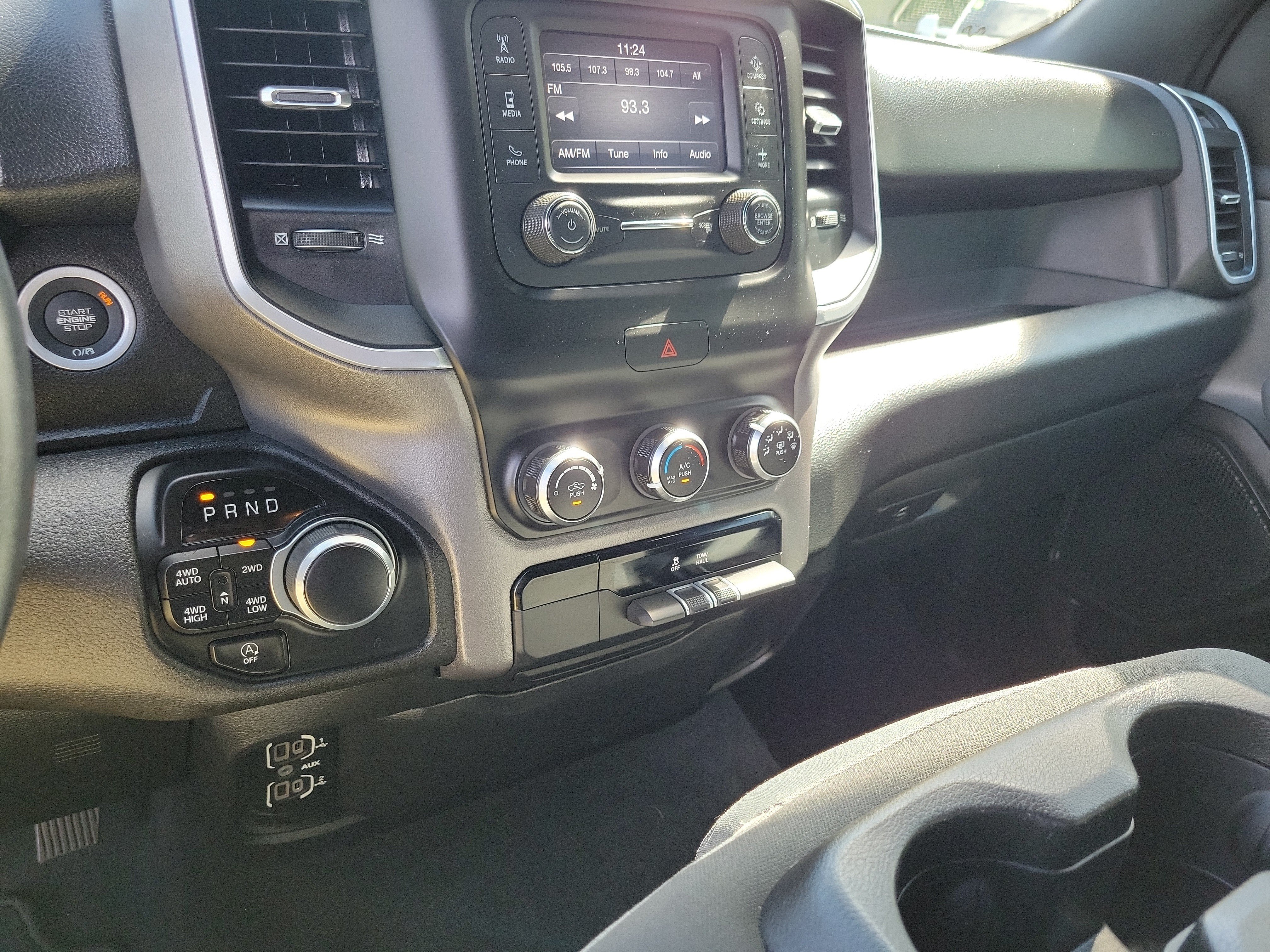 Used 2022 RAM 1500 Big Horn AWD/4WD image 21
