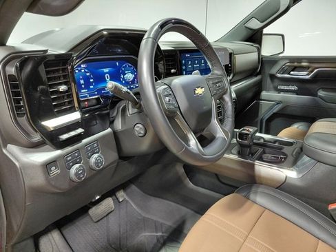 Certified 2024 Chevrolet Silverado 1500 High Country image 32