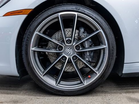 Certified 2024 Porsche 911 Targa 4 image 19