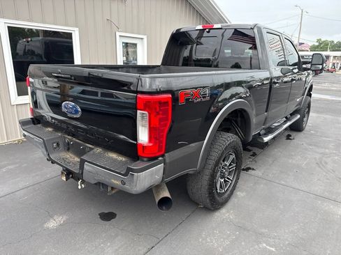 Used 2019 Ford F350 Lariat w/ Lariat Ultimate Package AWD/4WD image 3