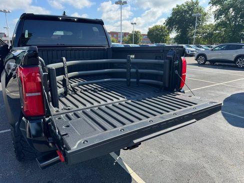 Used 2026 Toyota Tacoma TRD Off-Road AWD/4WD image 40