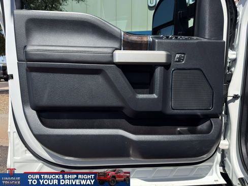 Used 2022 Ford F350 Lariat w/ Black Appearance Package AWD/4WD image 18