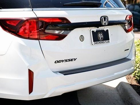 New 2026 Honda Odyssey Sport-L image 10