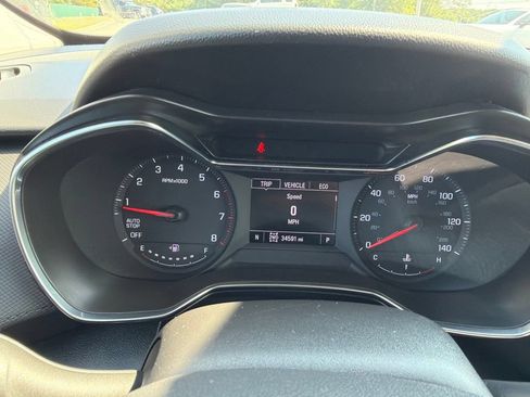Used 2022 Chevrolet TrailBlazer LT AWD/4WD image 16
