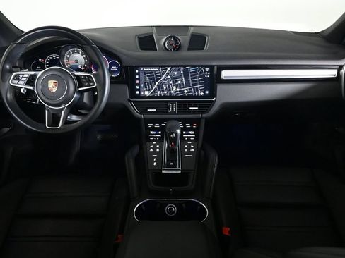 Used 2023 Porsche Cayenne Platinum Edition AWD/4WD image 22