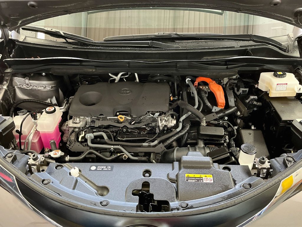 Used 2023 Toyota Sienna XLE AWD/4WD image 32