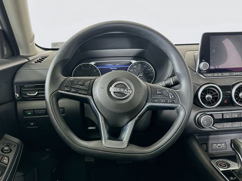 Used 2024 Nissan Sentra SV FWD image 17