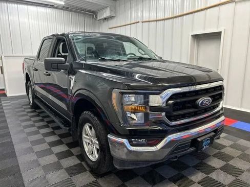 Used 2023 Ford F150 XLT w/ Trailer Tow Package AWD/4WD image 3