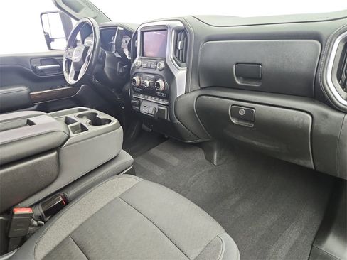 Used 2020 GMC Sierra 2500 SLE image 21