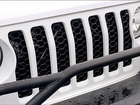 Used 2020 Jeep Gladiator Sport w/ Quick Order Package 24S image 33