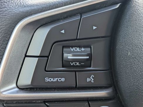 Used 2021 Subaru Ascent Limited w/ Technology Package AWD/4WD image 29