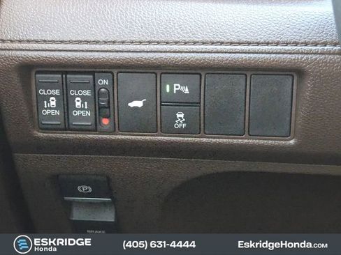 Used 2025 Honda Odyssey Elite image 24