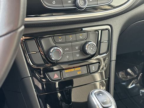 Used 2019 Buick Encore Preferred image 20