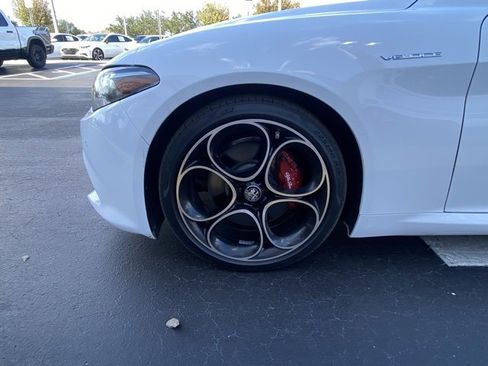 Used 2022 Alfa Romeo Giulia Veloce image 10