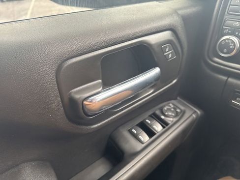 Used 2023 GMC Sierra 3500 Pro w/ Convenience Package image 36