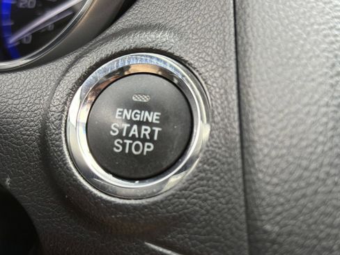 Used 2017 Subaru Legacy 3.6R Limited image 28