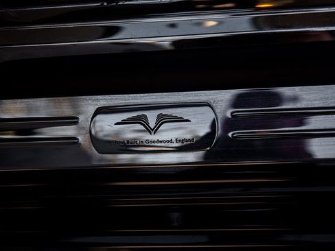 Used 2014 Rolls-Royce Ghost image 33