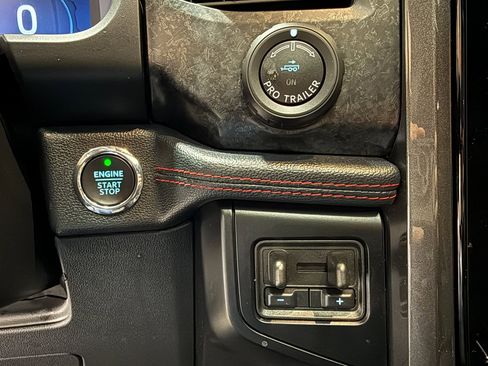 Used 2024 Ford Expedition Max Limited image 20