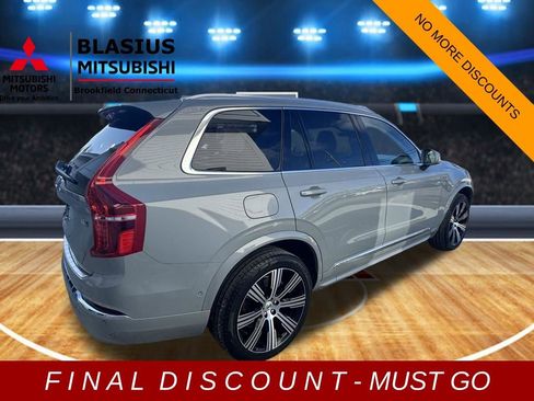 Used 2025 Volvo XC90 B6 Ultra w/ Protection Package Premier image 12