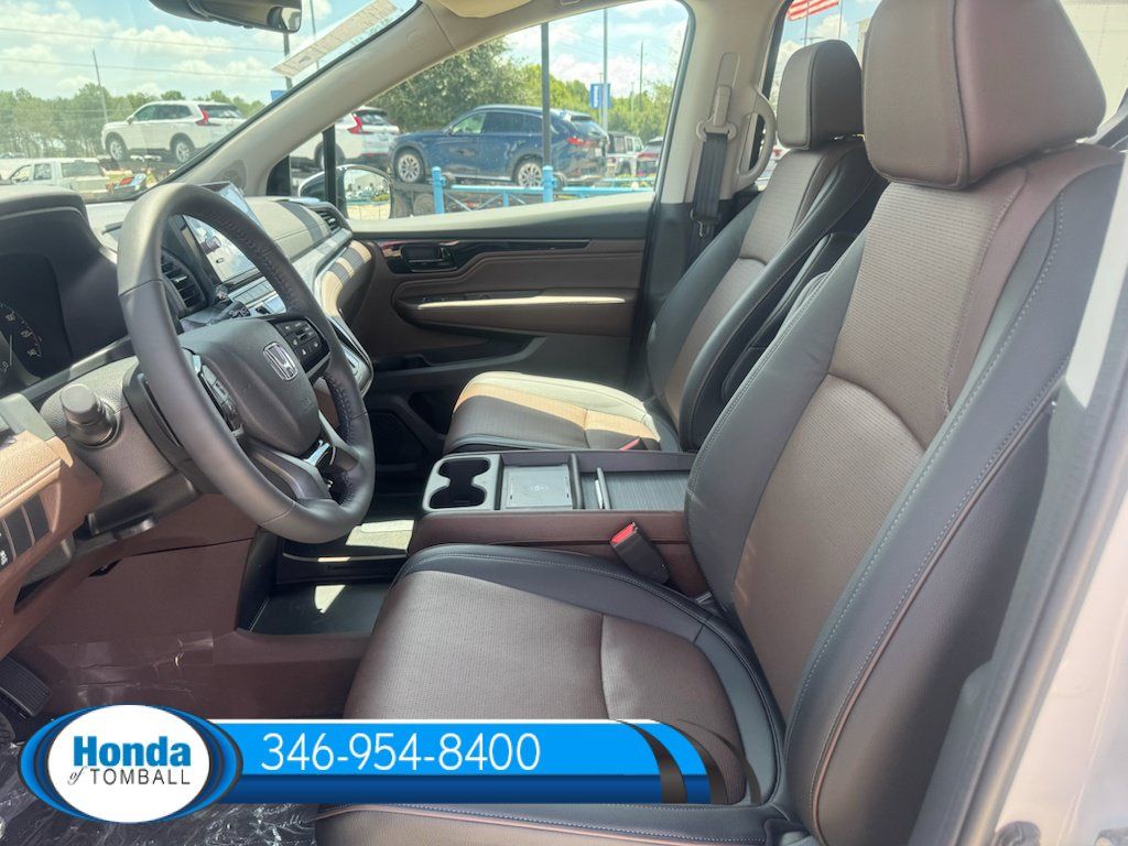 New 2026 Honda Odyssey Elite image 6