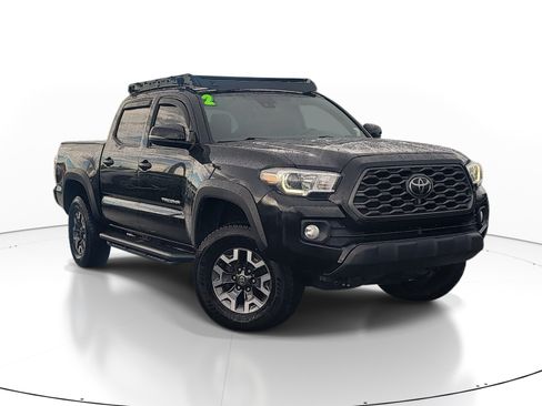 Used 2022 Toyota Tacoma TRD Off-Road w/ Technology Package RWD image 1