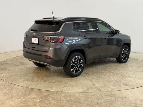 Used 2023 Jeep Compass Limited AWD/4WD image 9