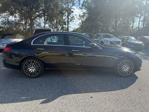 Used 2025 Mercedes-Benz C 300 Sedan image 4