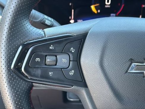 Used 2025 Chevrolet Trax RS w/ Driver Confidence Package FWD image 22