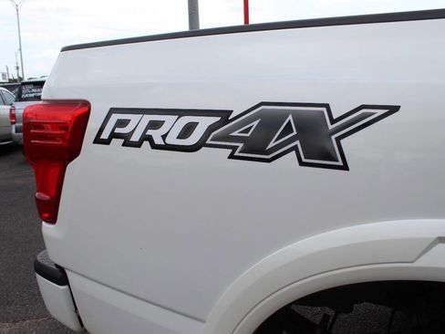 Used 2017 Nissan Titan PRO-4X image 8