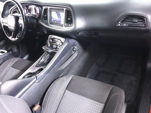 Used 2021 Dodge Challenger SXT RWD image 36