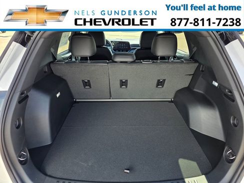 New 2026 Chevrolet Equinox LT w/ Convenience Package II AWD/4WD image 10
