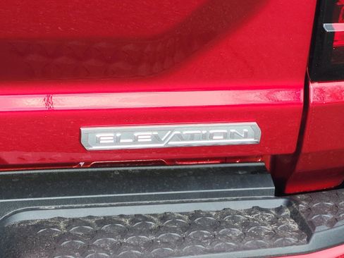 New 2026 GMC Canyon Elevation w/ Convenience Package image 10