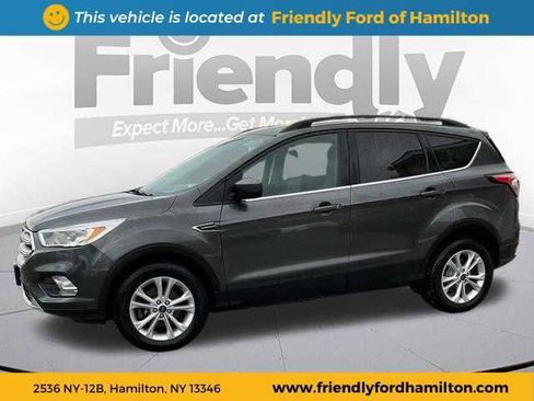 Used 2018 Ford Escape SE image 4