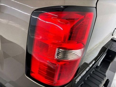 Used 2015 GMC Sierra 2500 Denali w/ Duramax Plus Package image 29