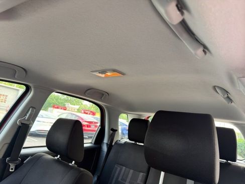 Used 2011 Suzuki SX4 AWD Hatchback image 19