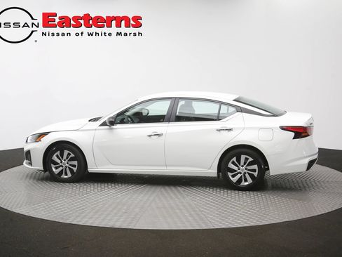 Used 2024 Nissan Altima 2.5 S FWD image 59