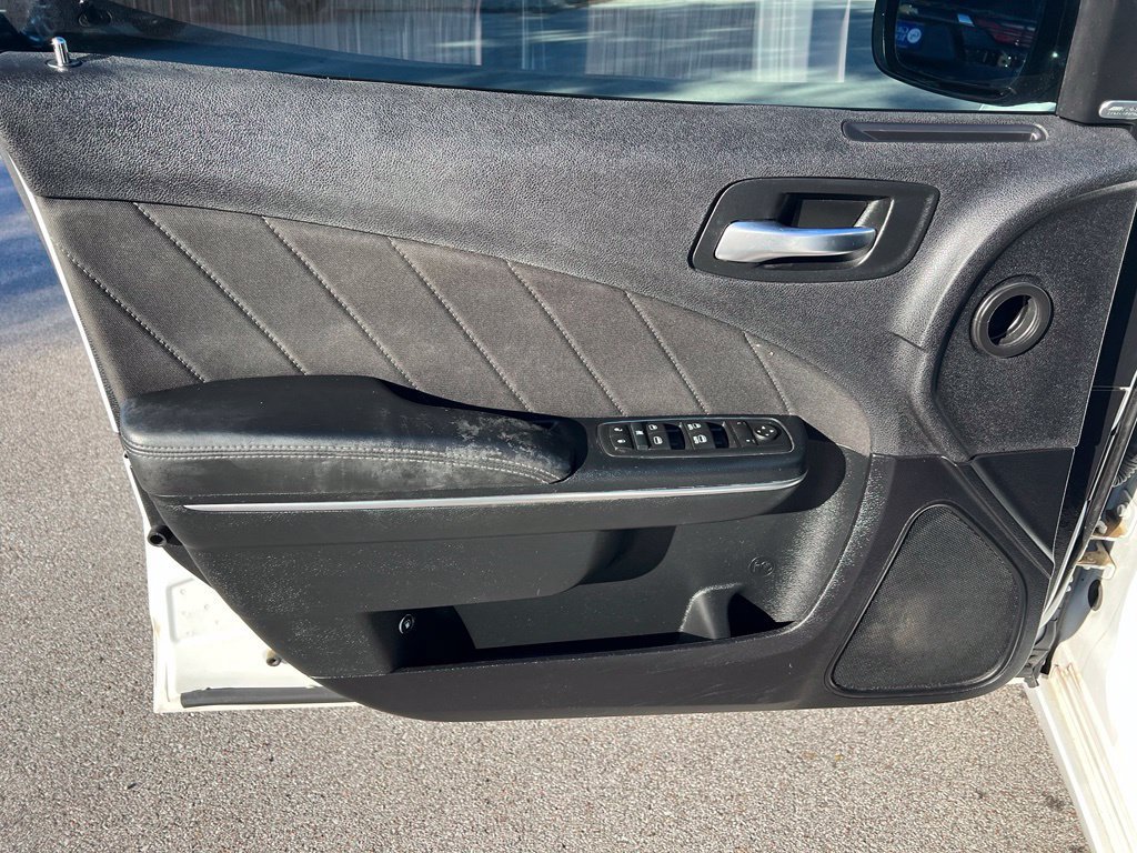 Used 2016 Dodge Charger R/T RWD image 16